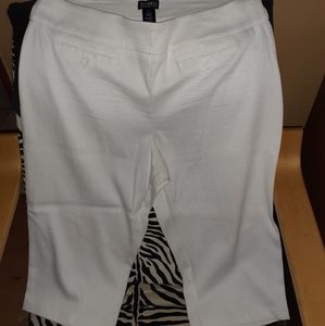 SOHO capri pants